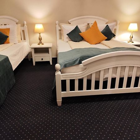 Villa Boutique Alina デヴァ 部屋 写真